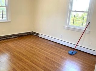 320 Beach 27th St, Far Rockaway, NY
