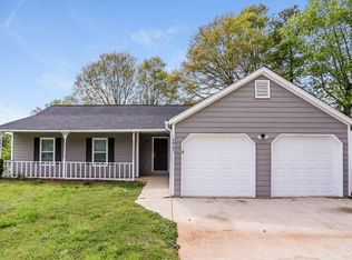 5947 Homestead Cir, Rex, GA 30273