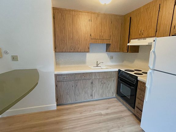 5th image of 553 27th Ave APT 203