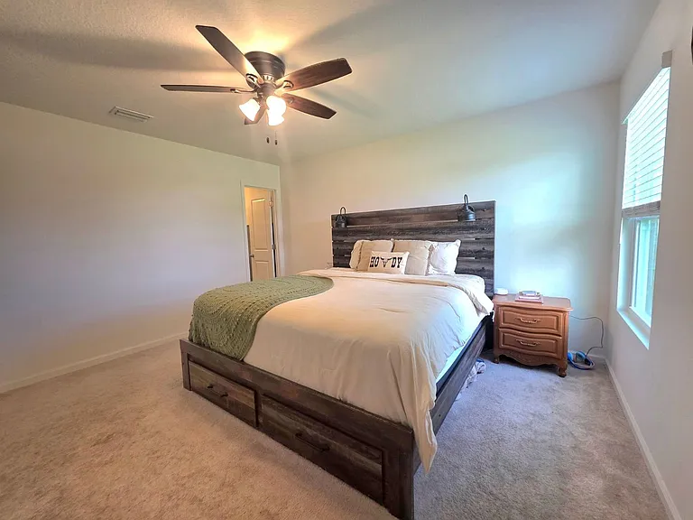 4639 Carlstrom Ln — Photo 11