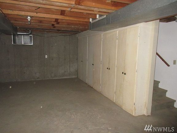 4th image of 3460 Harrah Rd