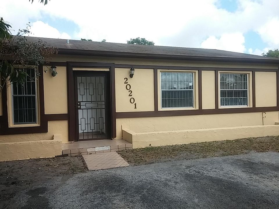 1st image of 20201 NW 28th Ct