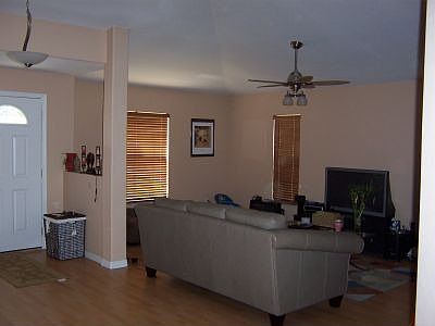 2nd image of 1413 Beche St SE