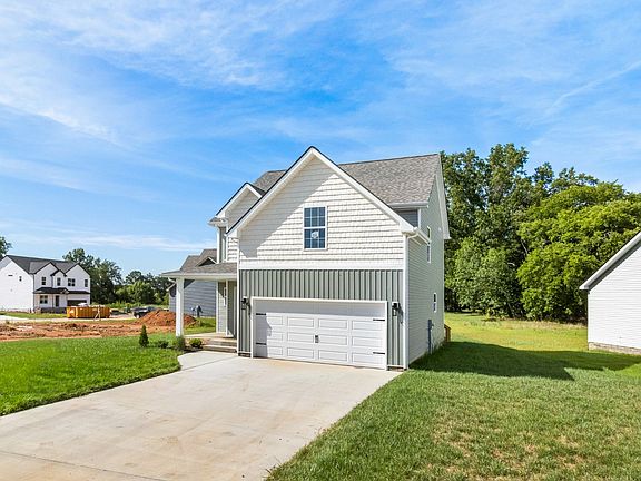 3rd image of 105 Monaghan Dr Lot 96