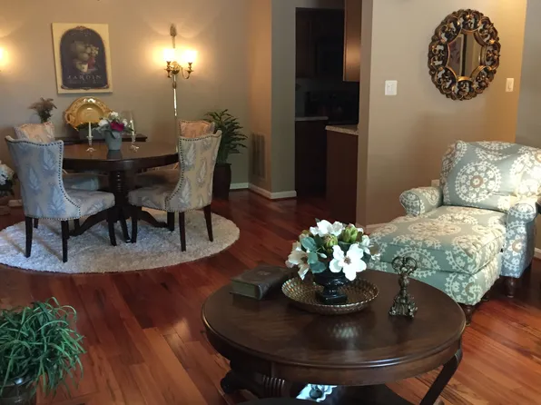 6096 Essex House Sq #A, Alexandria, VA 22310