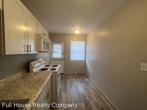 4th image of 3119 Belden Cir #11120077