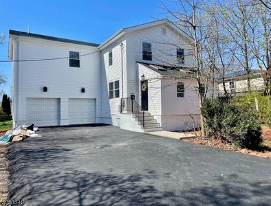 400 Hillcrest Ave, Somerset, NJ, 08873