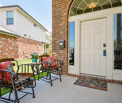 3rd image of 6637 Ambrose Cir