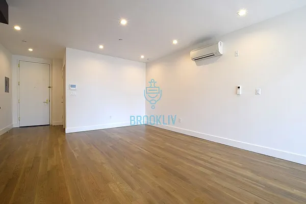 Rented by null | media 13