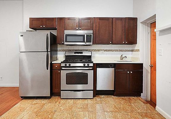 3rd image of 438 Saint Nicholas Ave #5A