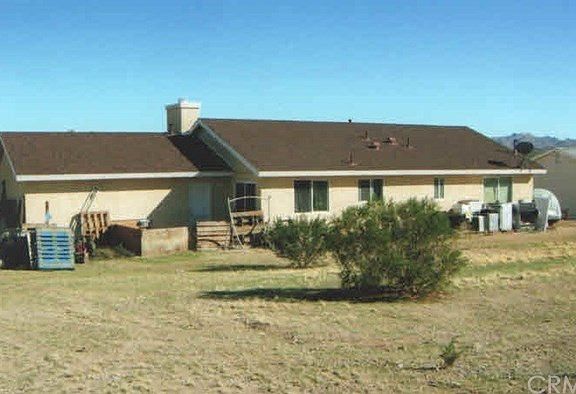 2nd image of 4836 Avenue La Espana Daga