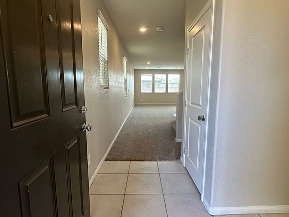 2nd image of 6948 Wildhorse Creek St