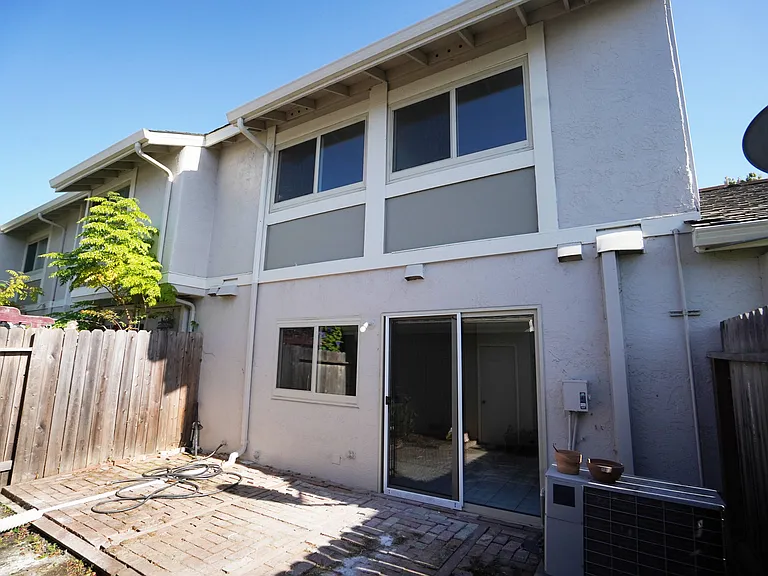 2396 Shoreside Ct — Photo 19