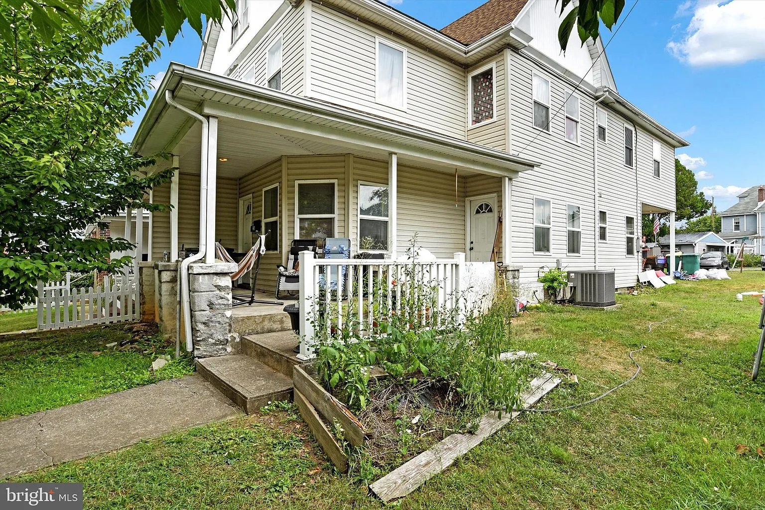228 S Enola Dr photo 1