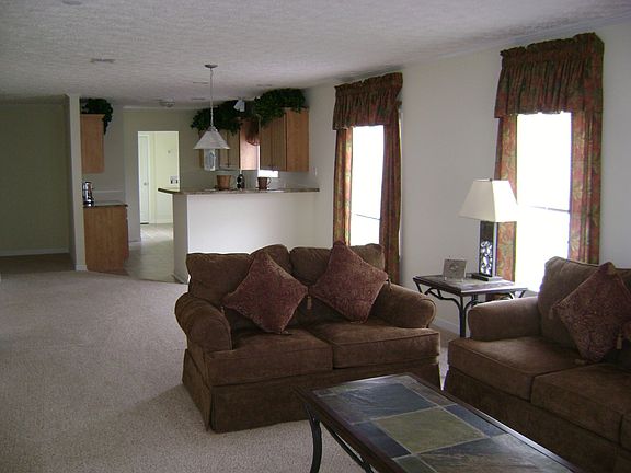 2nd image of 631 Waveside Dr