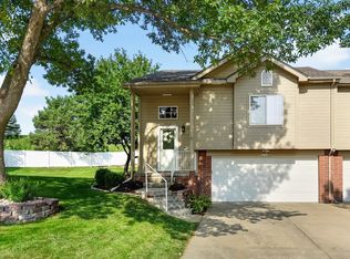 11618 Jefferson Cir, Omaha, NE 68137