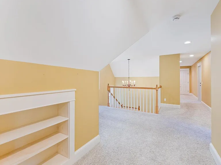 662 Hurricane Rd — Photo 34