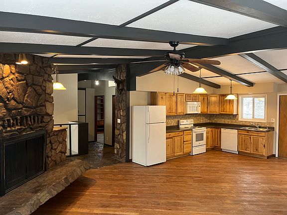 Kitchen and living room