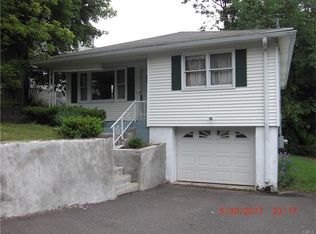 10 Grove St, Ansonia, CT 06401