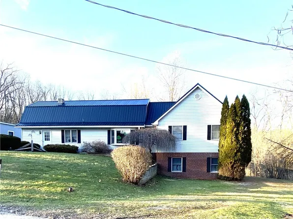 400 Lyons Ave, East Palestine, OH 44413