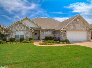 1406 Lauren Dr, Searcy, AR 72143