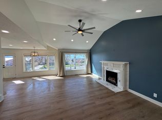 2530 E Heritage Way, Salt Lake City, UT 84109