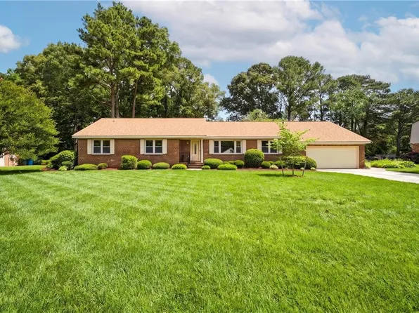 3790 Prince Andrew Ln, Virginia Beach, VA 23452