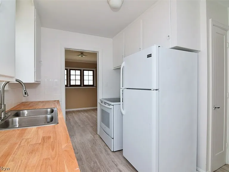 1408 Winston Rd — Photo 14