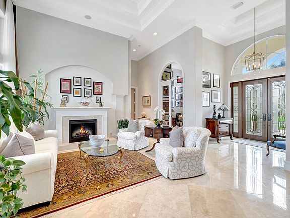 5th image of 955 Gardenia Drive