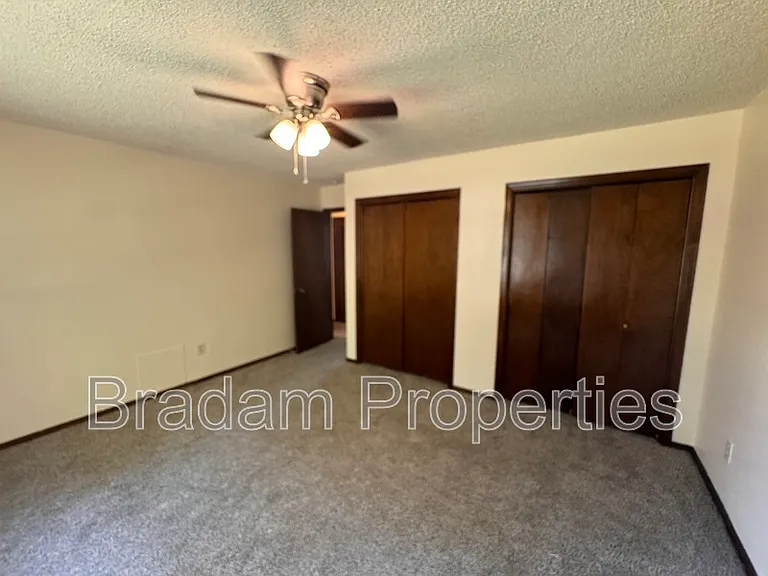 8506 E 56th St — Photo 17
