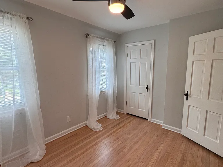 3414 Oak Ln — Photo 25