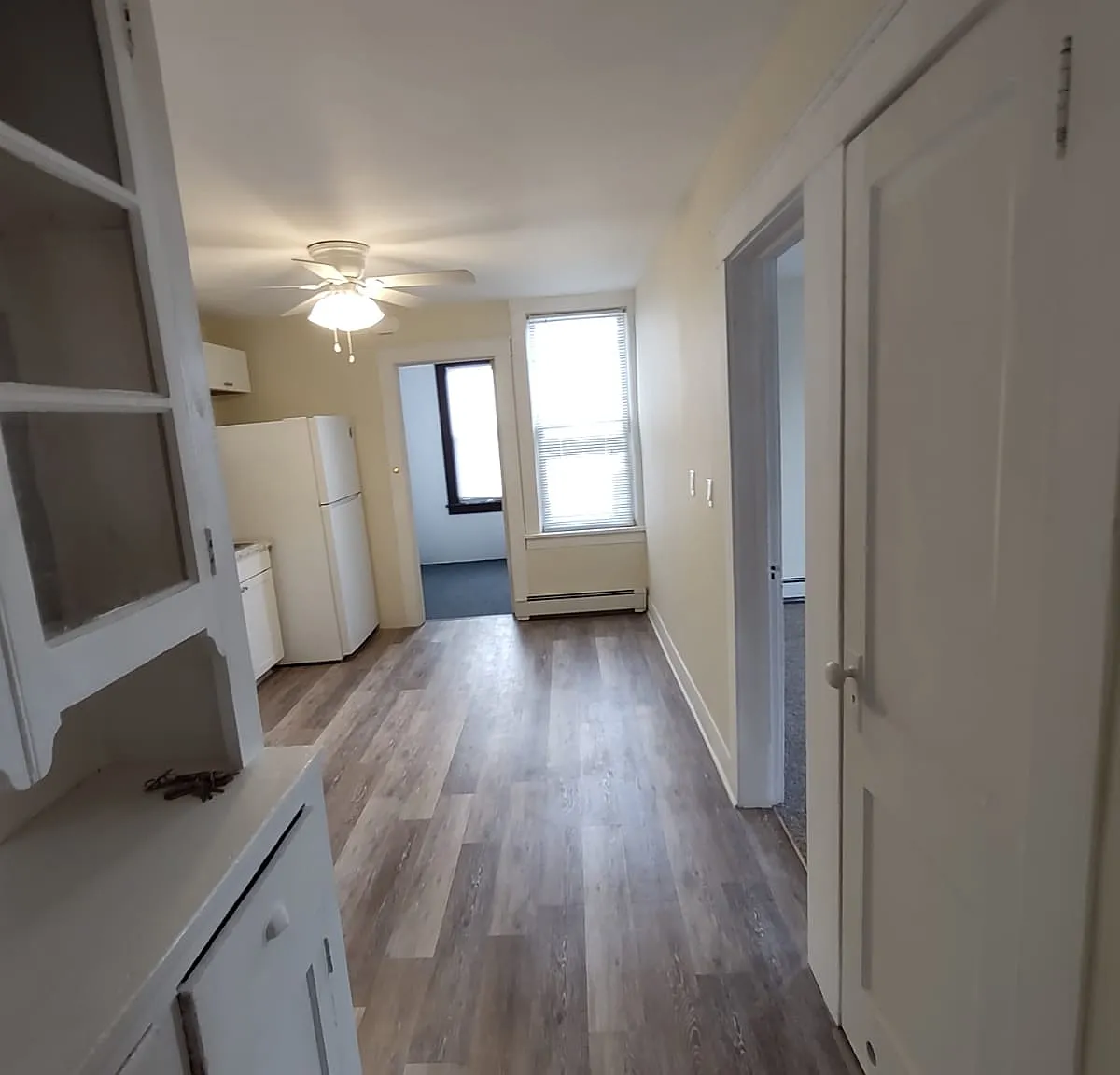 2 bed, 1000 sqft, $2,800 — Photo 4