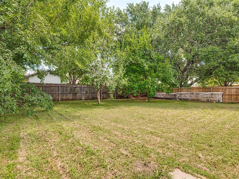 405 Myrtle Dr — Photo 23
