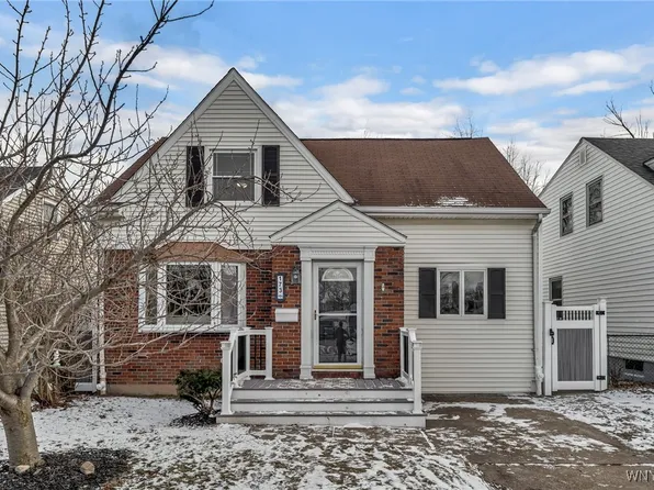 173 Lamont Dr, Amherst, NY 14226