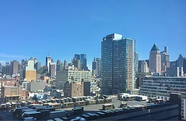 Rented by R New York