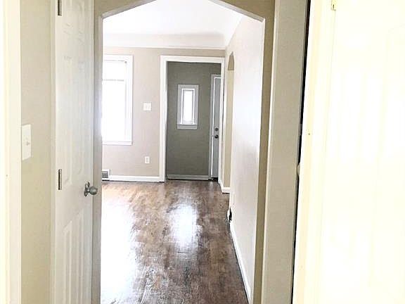 5th image of 12511 Riad St
