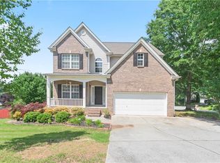 6005 Ambercrest Ct, Buford, GA 30518