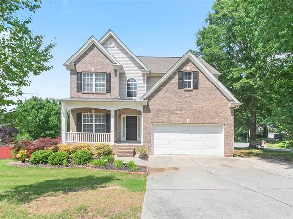 6005 Ambercrest Ct, Buford, GA 30518