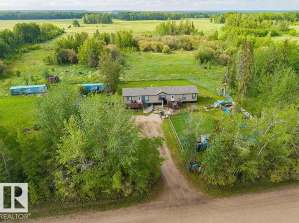 2017 Township Road 554, Lac Ste. Anne County, AB T0E 1V5