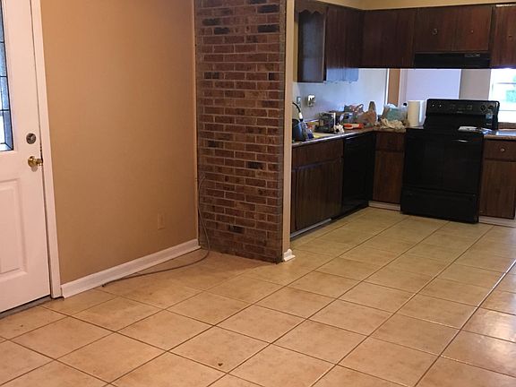 2nd image of 7802 Cotton Lane Dr