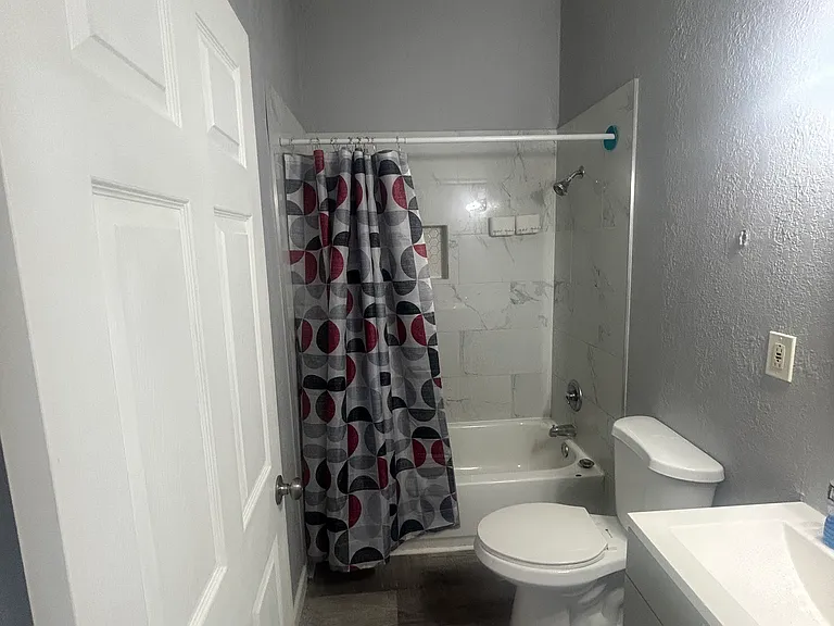 6264 Gravois Ave — Photo 2