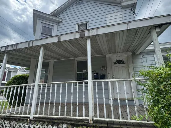 305 Jackson St, Troy, NY