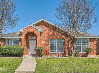 7721 Harbor Dr, Rowlett, TX 75088