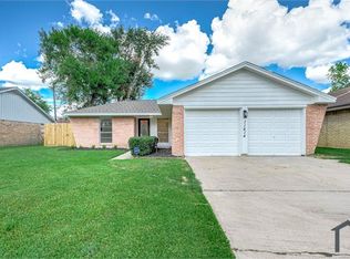 11414 Panay Dr, Houston, TX 77048