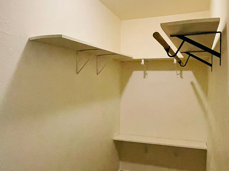 2408 Wulff Ln #9 — Photo 4