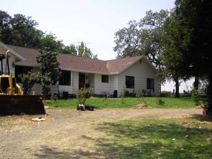 1st image of 8297 Lakeview Ln