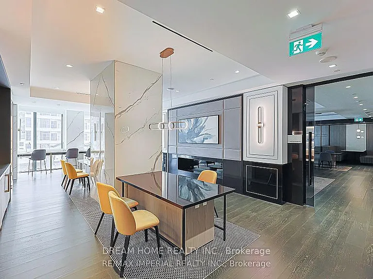 8 Wellesley St W #4907 — Photo 21