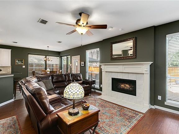 4th image of 338 Rivercove Dr