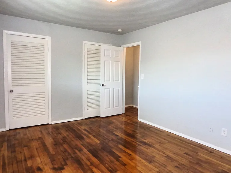 Pembroke Pines Apartments — Photo 20