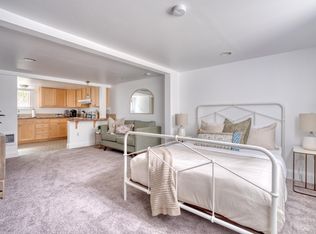 1225 NW 25th Ave APT 4, Portland, OR 97210
